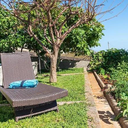 Casa Da Mae Do Raivinha * Arco da Calheta