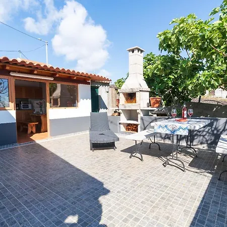 Nyaraló Casa Da Mae Do Raivinha Arco da Calheta