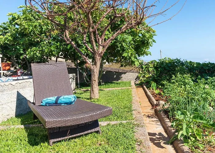 Casa Da Mae Do Raivinha * Arco da Calheta